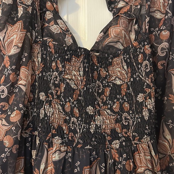Beautiful ankle length dress in brown/black pumpkin colors with floral print. - Picture 8 of 16